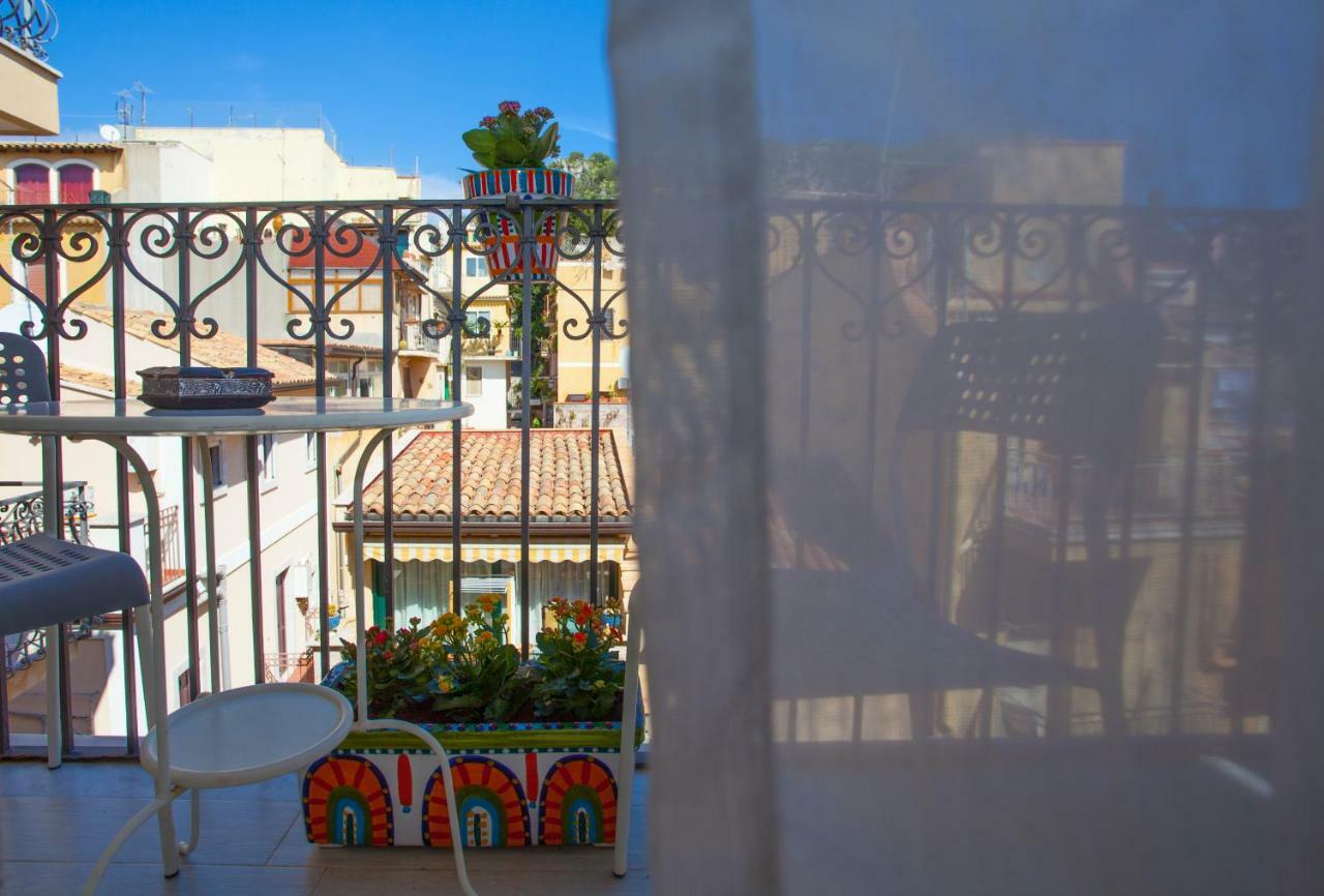 Casa Don Micio Hotell Taormina Eksteriør bilde